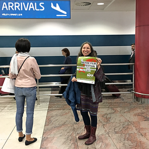 In Erwartung von Filmgästen auf dem Airport Prag.