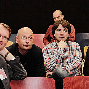 Thomas Grimm und Andreas Kossert (li.) sind die Regisseure des Dok-Films "Bahnsteig 1: Rückfahrt nach Flatow"